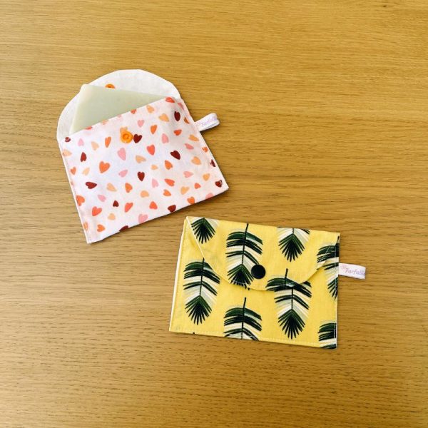 Pochette à savon solide Plumes jaunes