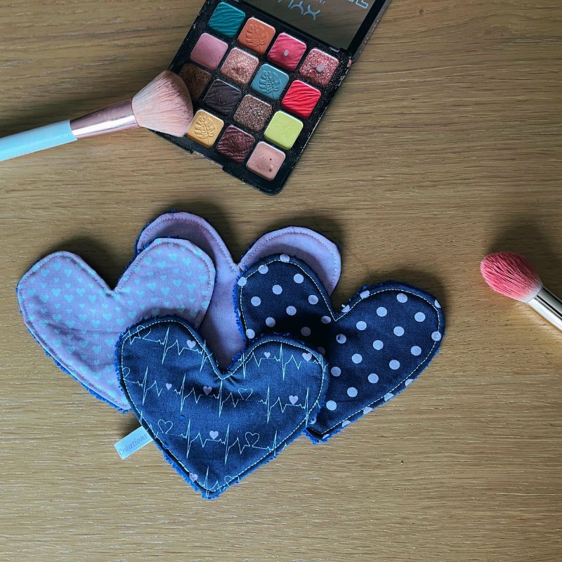 Lot de 4 lingettes - Cœurs bleu et rose